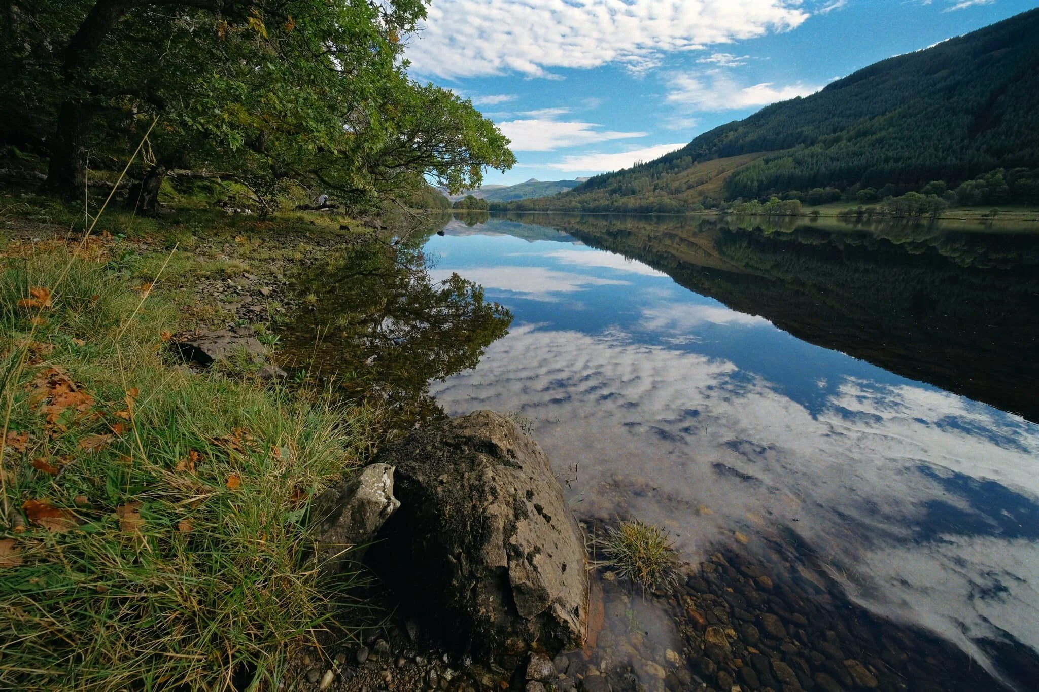  Popping on my ultra-wide lens, I managed to snap this expansive loch view and its glorious reflections. 