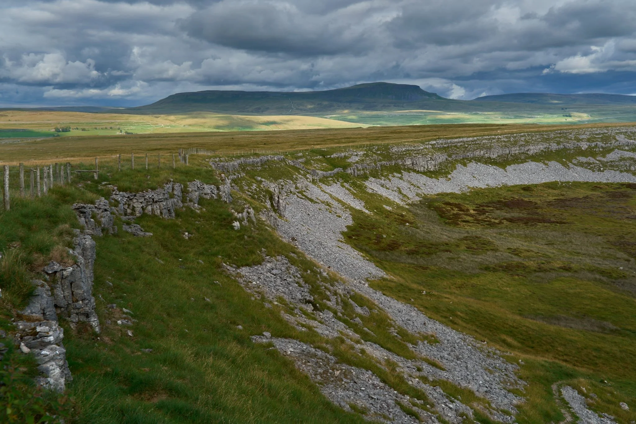 Right at the head of Crummackdale the valley forms a natural amphitheatre that I used as a curving leading line to the dark shape of Pen-y-Ghent.
