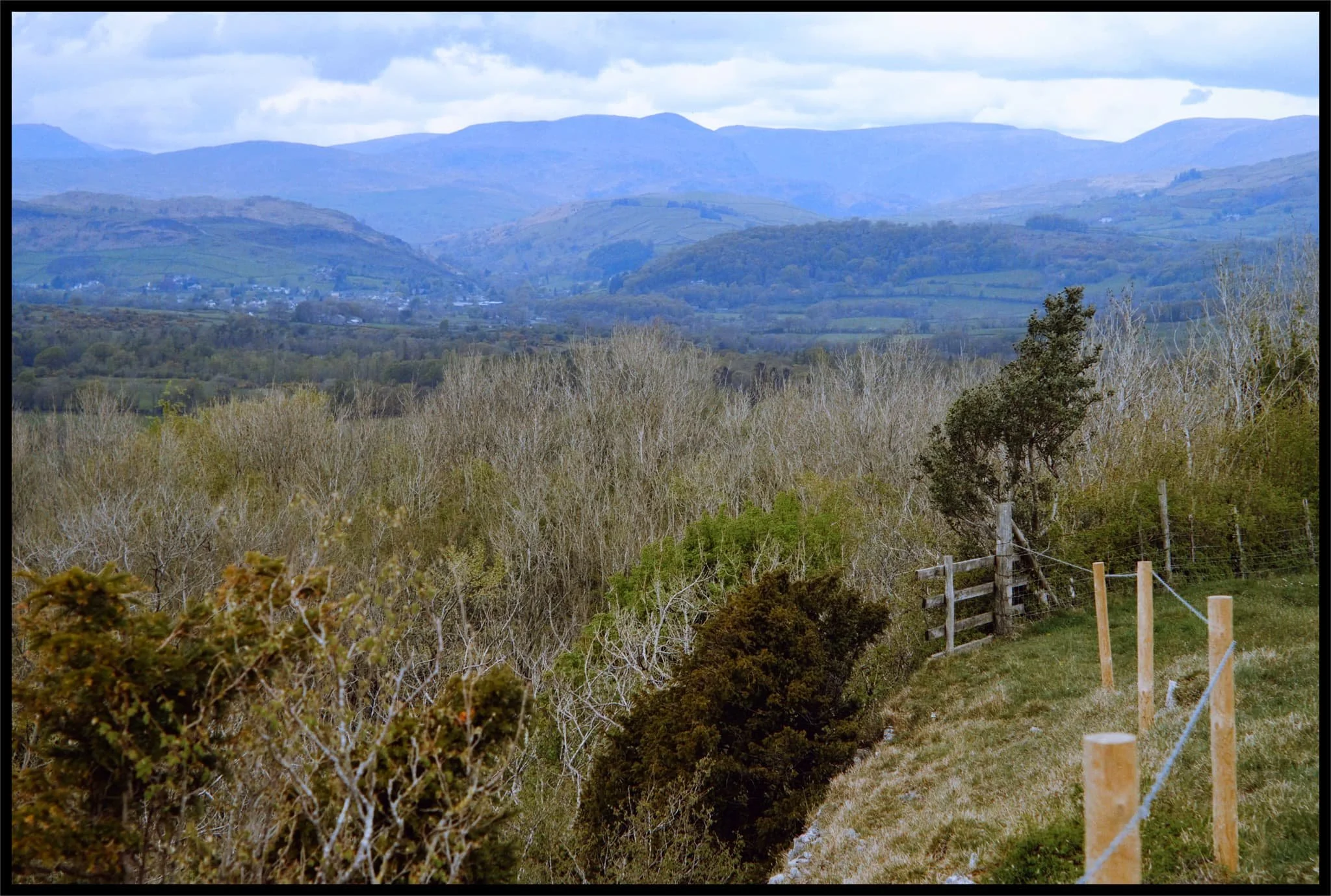  Despite the humidity and slight haze, the views towards Kentmere were remarkably clear. 