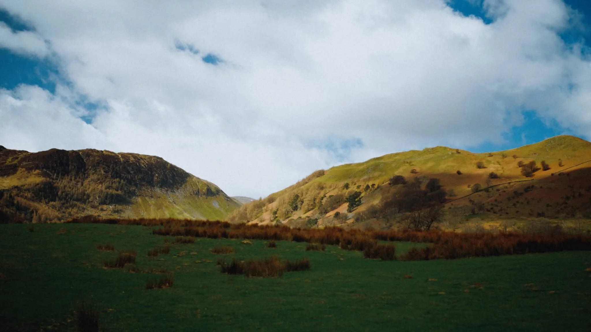  It was a gusty day, with the thermometer rarely reaching above 4°C. The wind chill factor pushed that number below freezing, feeling very raw on the face. Fortunately it made light conditions very changeable, which I always really enjoy. I adore watching the light scan and caress the fells. 
