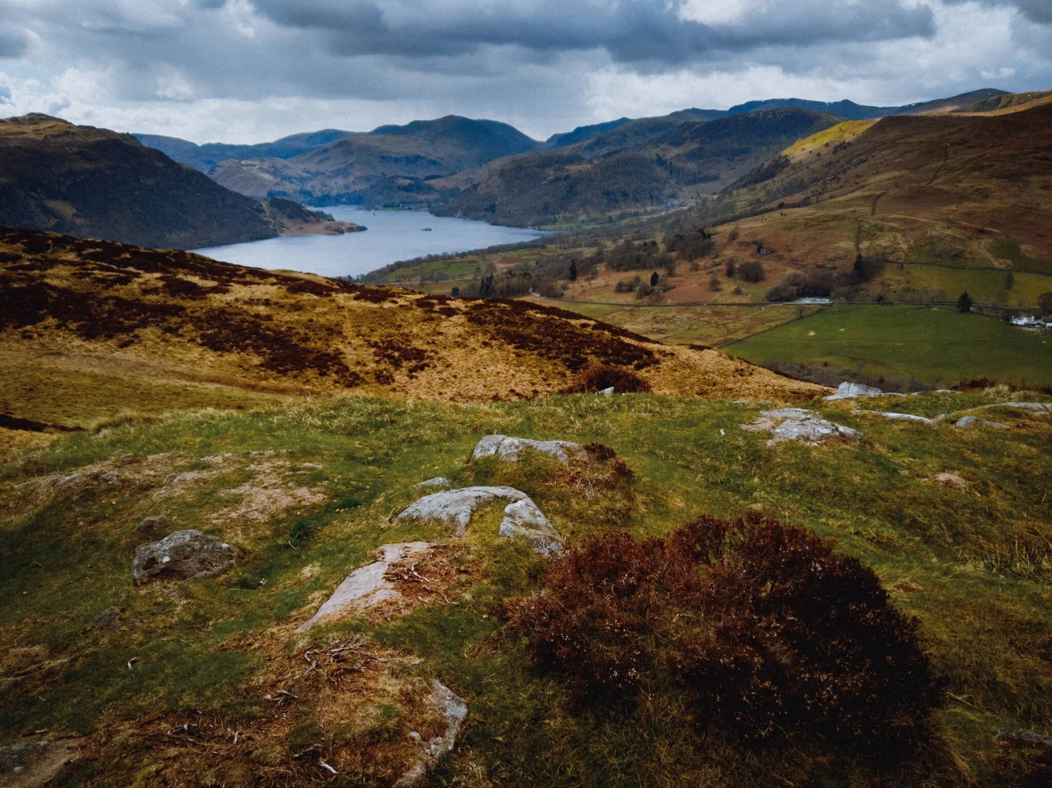  This photo marks the change from my Fujifilm X-T2 to my Google Pixel 3XL. As we ascended up the western shoulder of Gowbarrow Fell, it became increasingly difficult to stop looking back at the evolving panorama behind us. Ullswater, and the Patterdale and Helvellyn fells. 