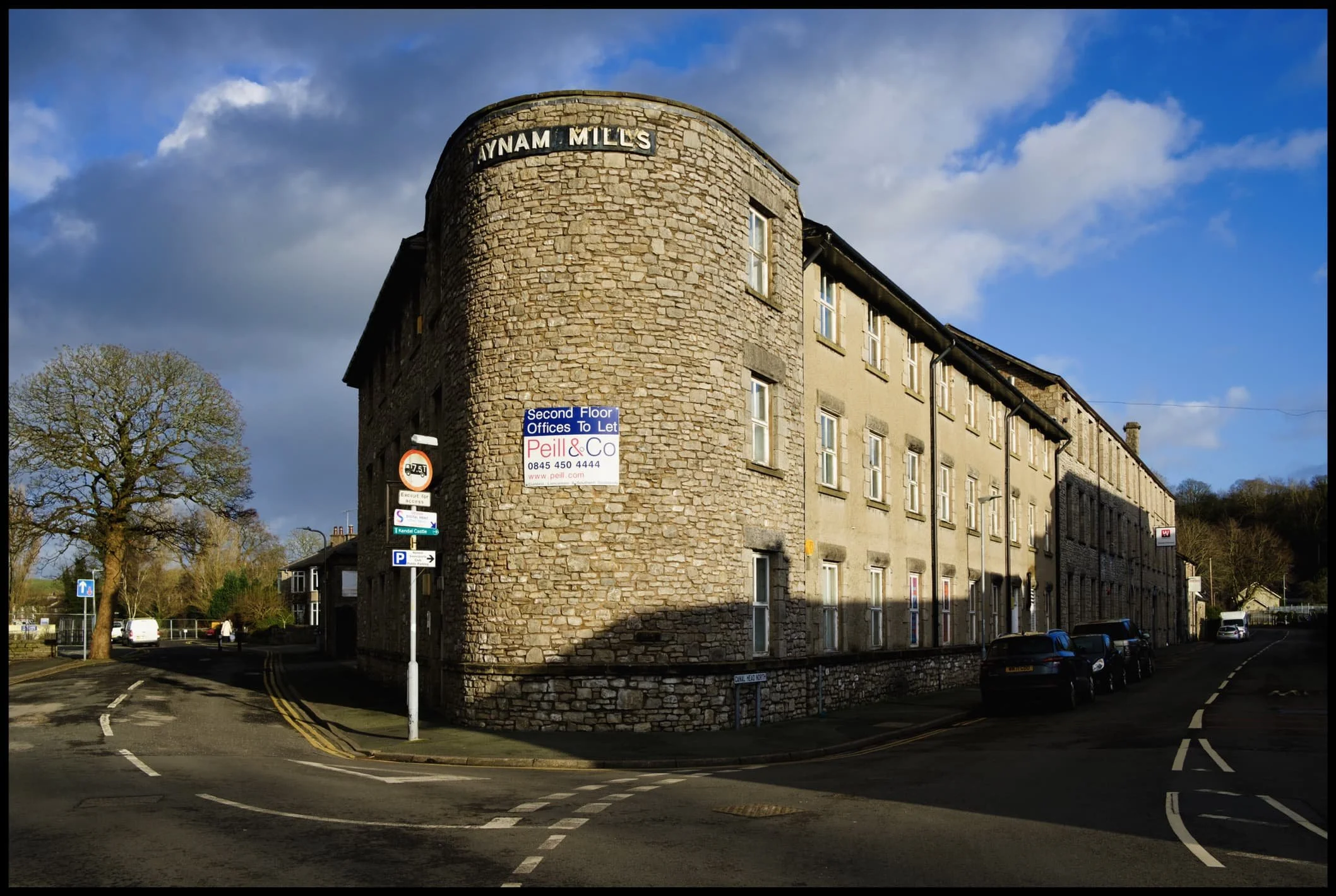  Aynam Mills, originally built for processing snuff, which Kendal became known for making during the 18th and 19th centuries after the decline of the woollen industry. 