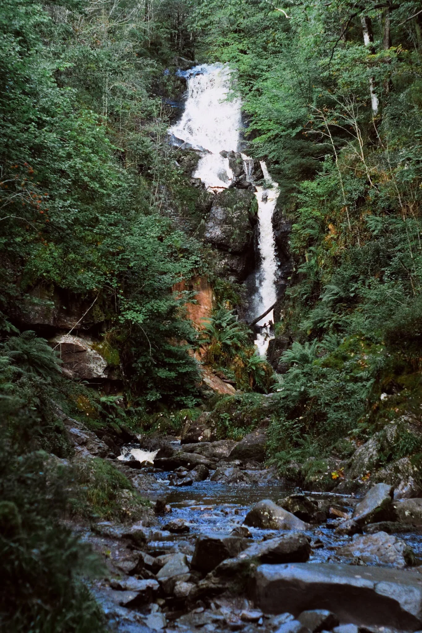 You turn the corner, and boom! There it is. She is glorious, Little Fawn Falls.