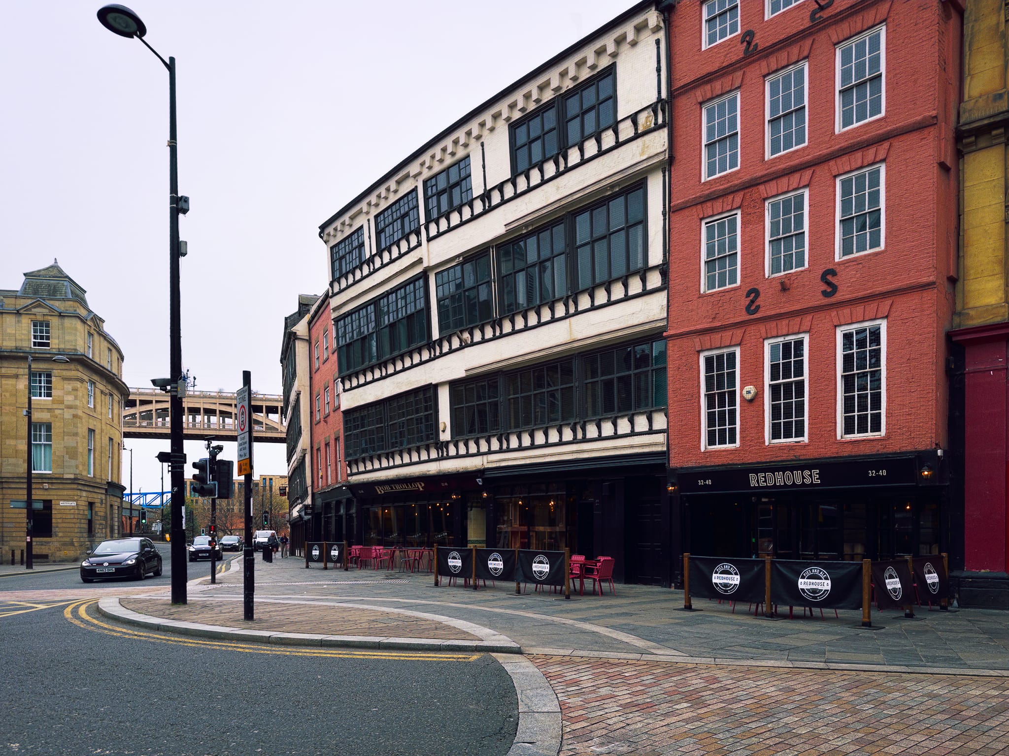 Newcastle has managed to retain some older architecture. In between the two red buildings is Bessie Surtees&rsquo; House, comprising of two five-storey 16th and 17th century merchants&rsquo; houses, excellent examples of Jacobean domestic architecture.