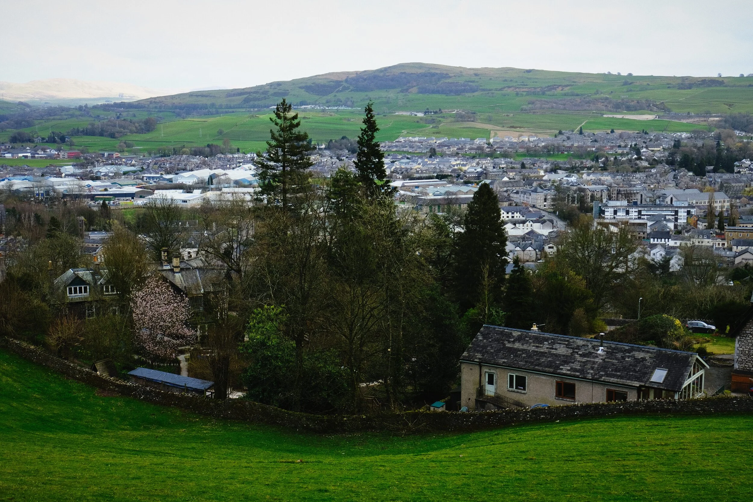  I mostly took this because I enjoyed the way the dip in the field below mirrored the shape of Benson Knott in the distance. That&rsquo;s all. 