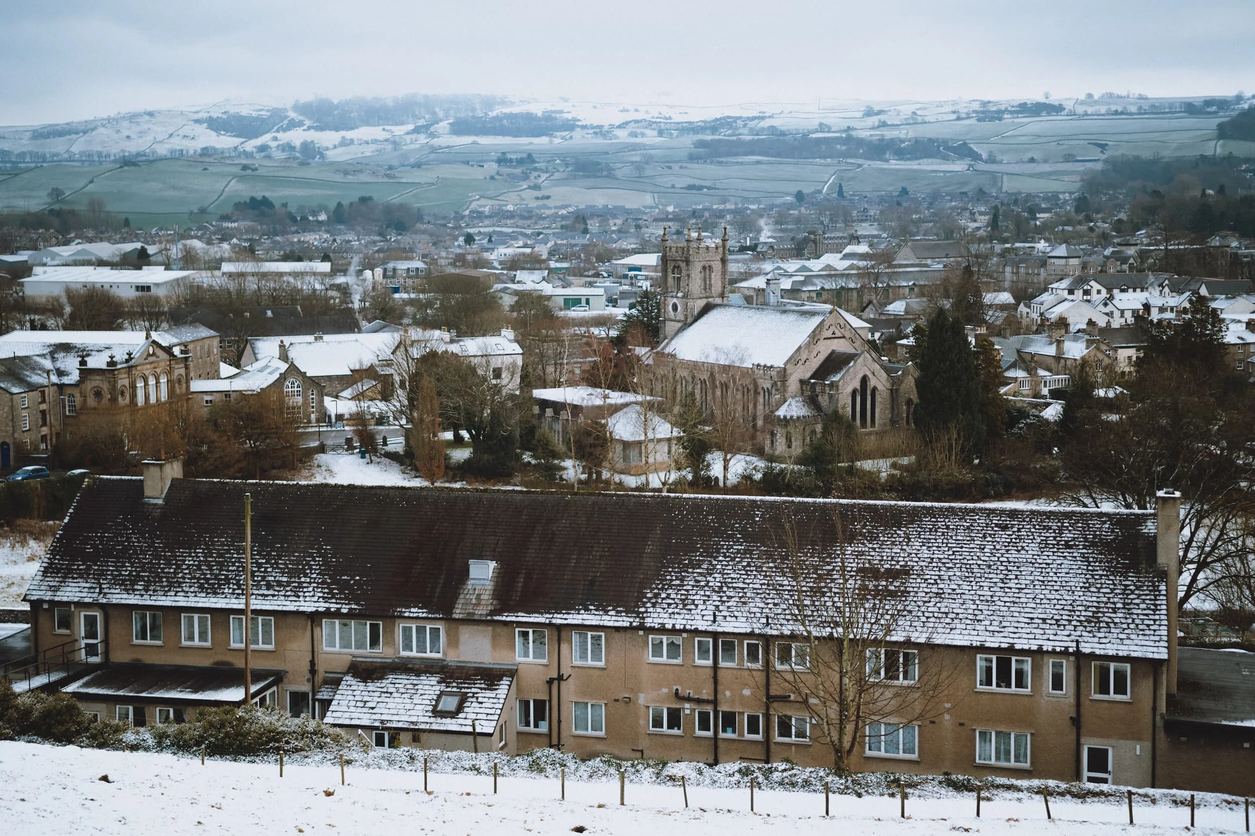 A wintery Kendal town.