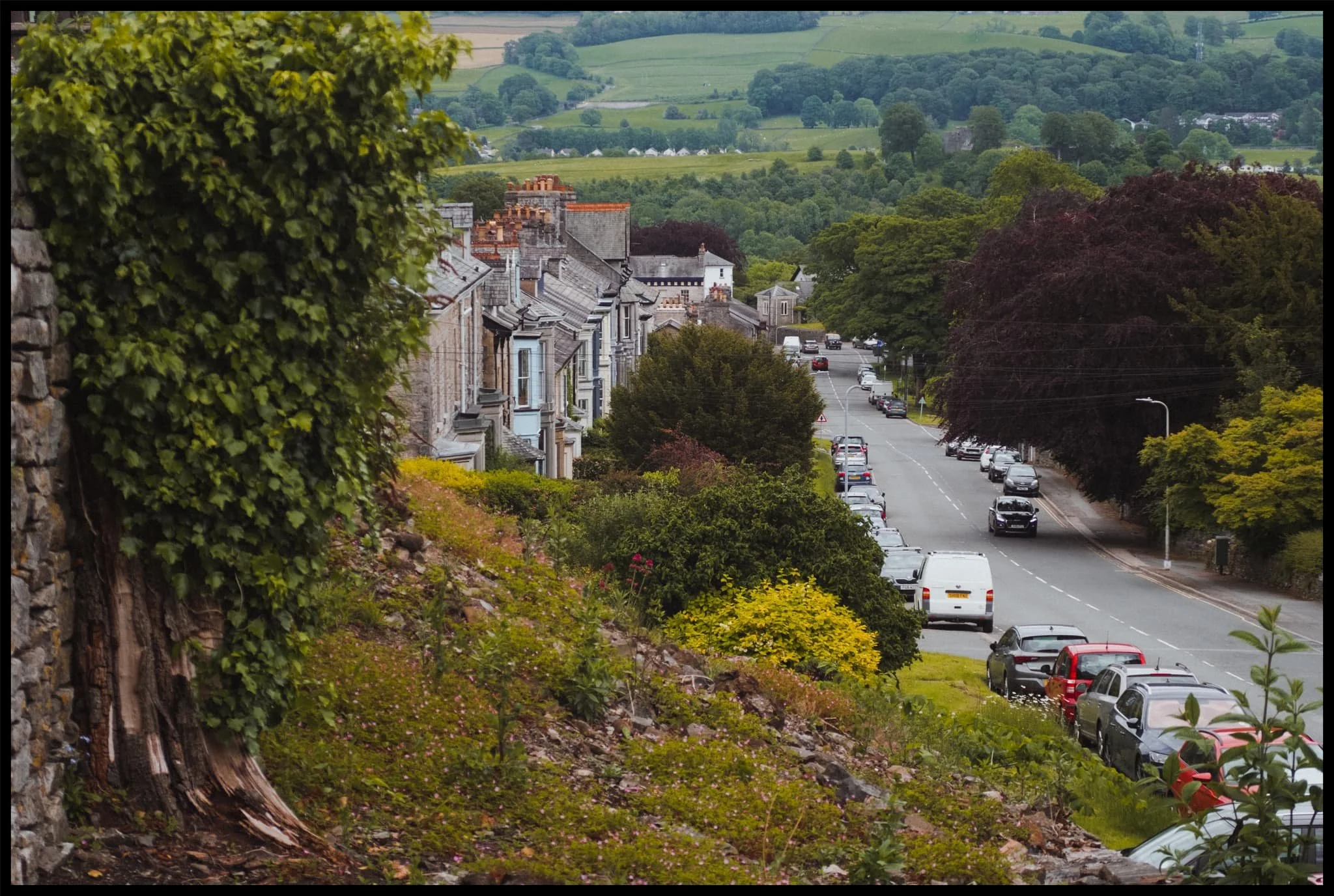  At close to 105 mm, I&rsquo;m able to compress elements of a composition, bringing the distance closer. Until now compositions like this, shot from the limestone kiln towards the top of Greenside, were not possible for me. 