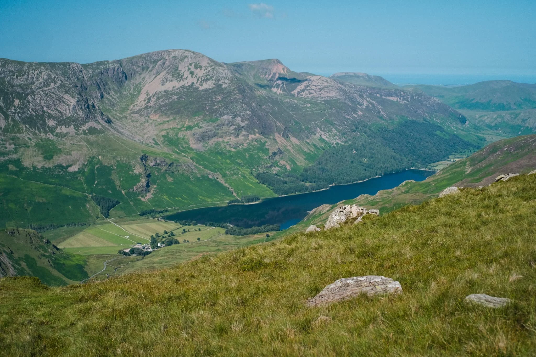 West of Dale Head summit it’s easy enough to follow Hindscarth Edge to the next fell, drinking in the views all the way. Here is a clear shot of Buttermere and the massive High Stile range of fells above it.