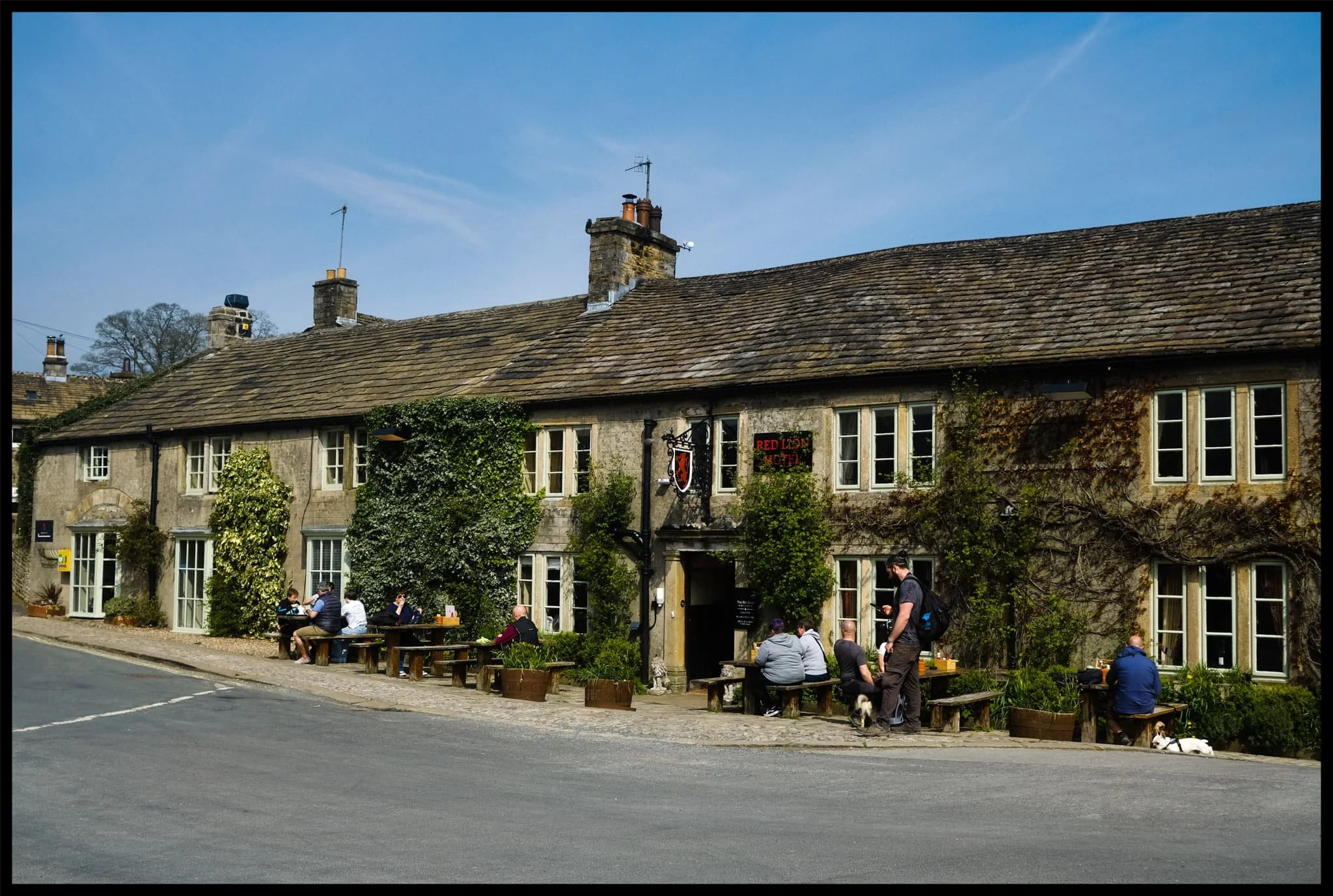  I&rsquo;m not sure it&rsquo;s possible to get more Yorkshire than this scene. The Red Lion, built in the 16th century, and recently taken over by Thwaites Brewery. 