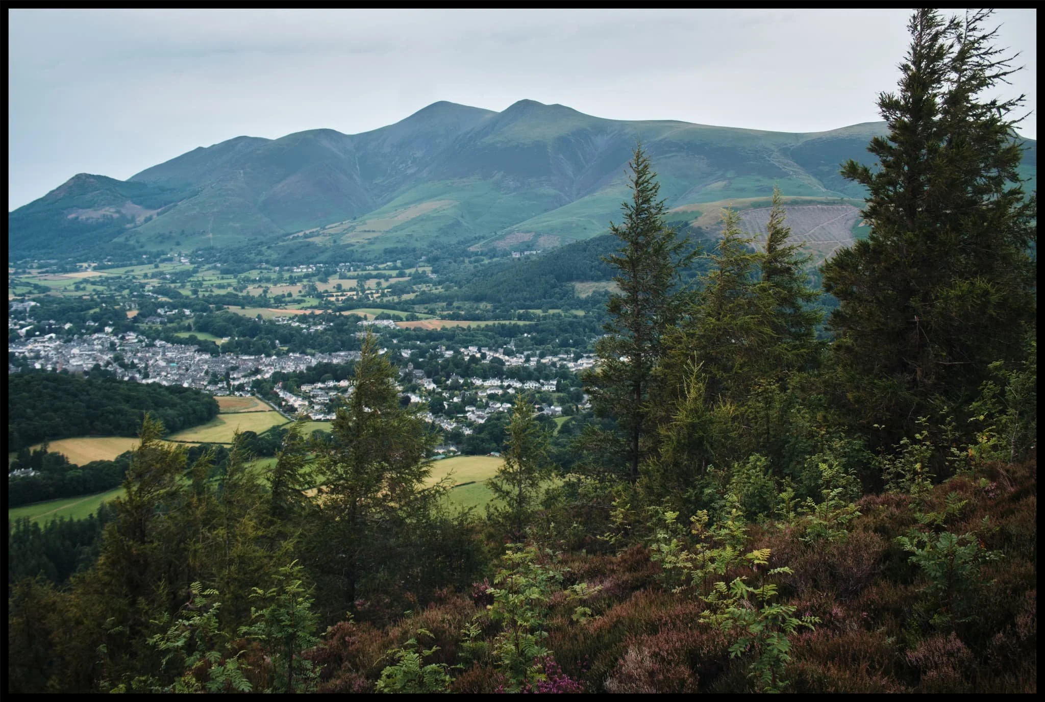  The smooth multi-peaked profile of Skiddaw, England&rsquo;s 6th highest peak. 