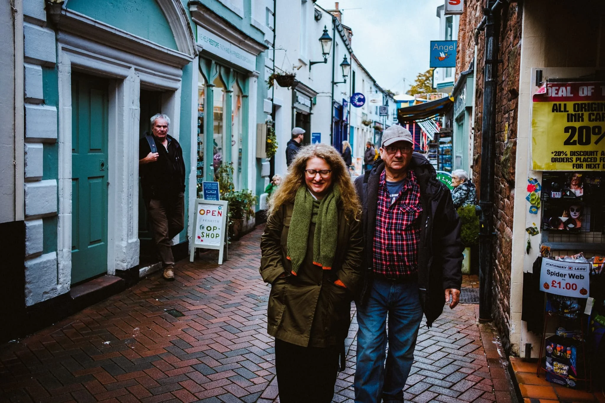  Lisabet and my Dad, catching up. 