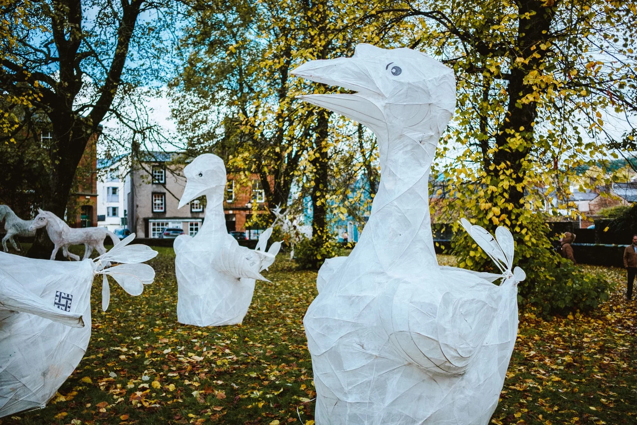  Kudos to the people who made these, incredible skills. 