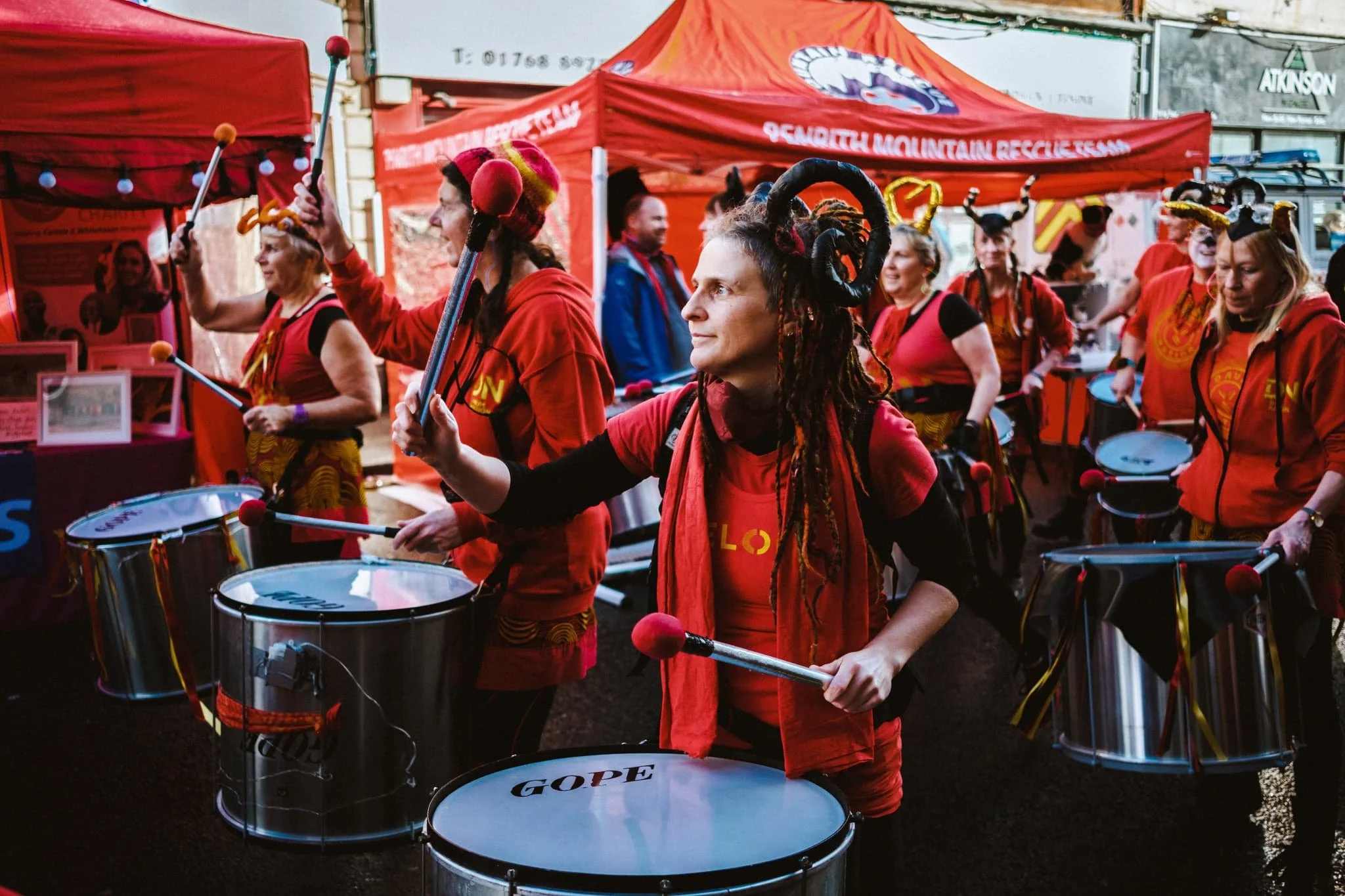  I mean, look at those horns. 